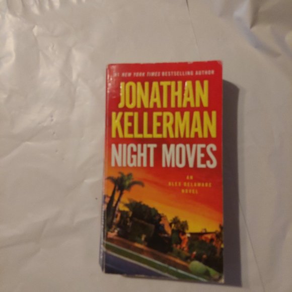 Night Moves - Picture 1 of 5